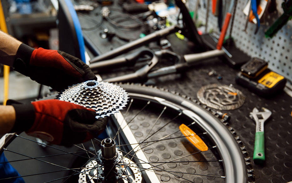 Wir reparieren E-Bikes und Fahrräder aller Art.