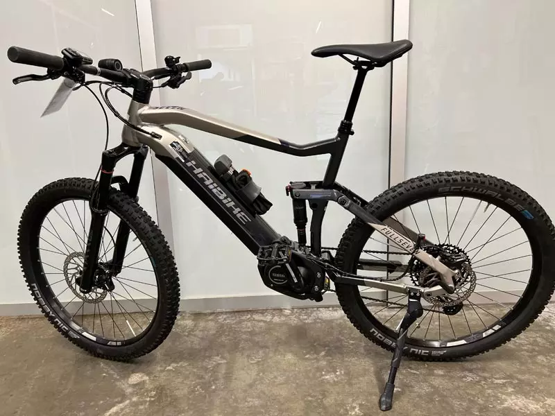 Premium E-Mountainbike Fully
